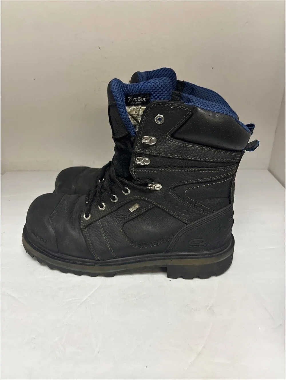 DAKOTA Men's 557 8